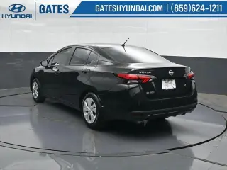 Nissan Versa 2024 S 4p Sedan 5M