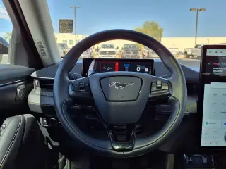 Ford Mustang Mach-E 2023 AWD Premium 4dr SUV