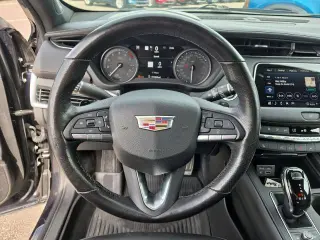Cadillac XT4 2022 4x4 Sport 4p Crossover