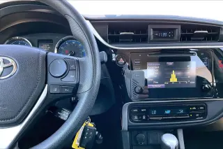 Toyota Corolla 2018 LE 4p Sedán