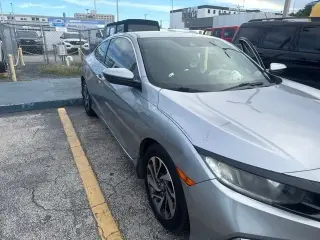 Honda Civic 2020 LX 2dr Coupe