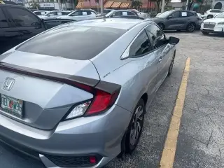 Honda Civic 2020 LX 2dr Coupe
