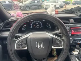 Honda Civic 2020 LX 2dr Coupe