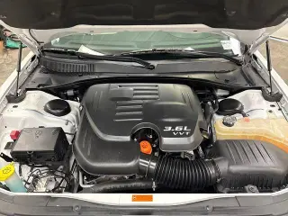 Chrysler 300 2018 Touring L 4dr Sedán