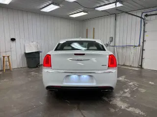 Chrysler 300 2018 Touring L 4dr Sedán