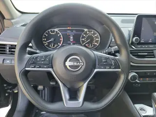 Nissan Altima 2024 2.5 SV 4dr Sedán