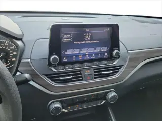 Nissan Altima 2024 2.5 SV 4dr Sedán
