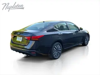 Nissan Altima 2024 2.5 SV 4dr Sedán