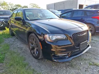 Chrysler 300 2023 Touring L 4dr Sedan