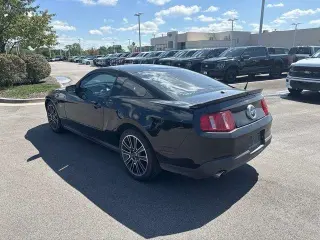 Ford Mustang 2010 GT Premium 2dr Fastback