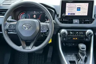 Toyota RAV4 2025 AWD LE 4p SUV