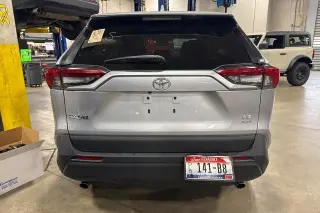Toyota RAV4 2025 AWD LE 4p SUV