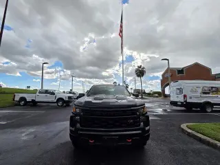 Chevrolet Silverado 1500 2022 4x4 Custom Trail Boss 4p Puerta trasera cabina de tripulacion 5.8 ft. SB