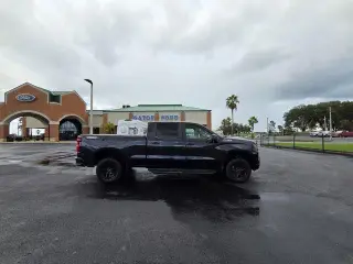 Chevrolet Silverado 1500 2022 4x4 Custom Trail Boss 4p Puerta trasera cabina de tripulacion 5.8 ft. SB