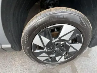 Hyundai KONA 2025 AWD SEL 4dr Crossover
