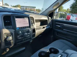 Ram 1500 Clásico 2023 4x2 Tradesman 2dr Cab Estándar Regular 8 ft. LB Pickup