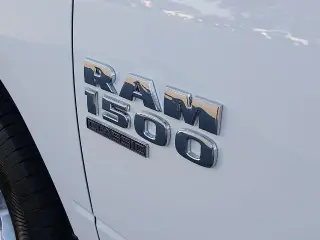 Ram 1500 Clásico 2023 4x2 Tradesman 2dr Cab Estándar Regular 8 ft. LB Pickup