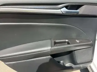 Ford Fusion Hybrid 2019 Titanium 4dr Sedán