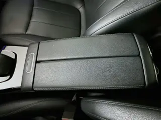Clase A Mercedes-Benz 2022 A 220 4p Sedán