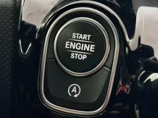 Clase A Mercedes-Benz 2022 A 220 4p Sedán