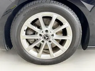 Clase A Mercedes-Benz 2022 A 220 4p Sedán