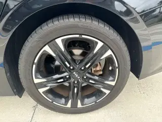 Kia K5 2022 GT-Line 4p Sedana