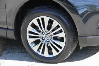 Toyota Venza 2024 AWD XLE 4dr Crossover