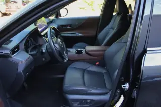 Toyota Venza 2024 AWD XLE 4dr Crossover