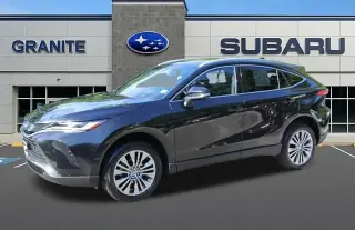Toyota Venza 2024 AWD XLE 4dr Crossover