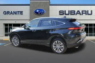 Toyota Venza 2024 AWD XLE 4dr Crossover