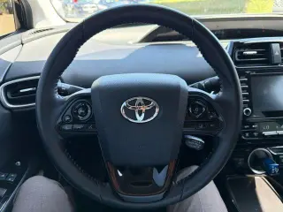 Toyota Prius Prime 2020 LE 4dr Hatchback