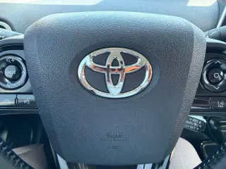Toyota Prius Prime 2020 LE 4dr Hatchback