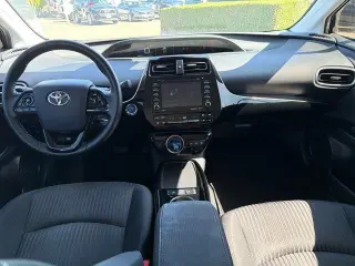 Toyota Prius Prime 2020 LE 4dr Hatchback