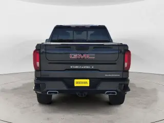 GMC Sierra 1500 2021 4x4 Denali 4p Crew Cab 5.8 ft. CB