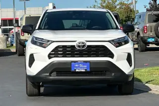 Toyota RAV4 2025 AWD LE 4dr SUV