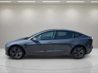Tesla Model 3 2023 Sedán de 4 puertas