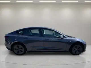 Tesla Model 3 2023 Sedán de 4 puertas