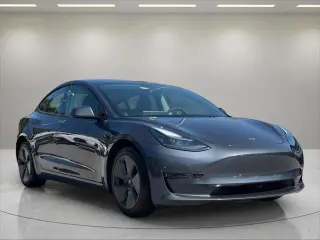 Tesla Model 3 2023 Sedán de 4 puertas