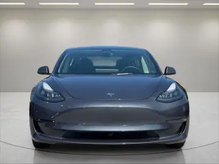 Tesla Model 3 2023 Sedán de 4 puertas
