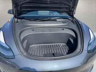 Tesla Model 3 2023 Sedán de 4 puertas