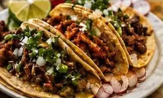 ¡Auténtico Sabor en La Puente! 🌵🔥