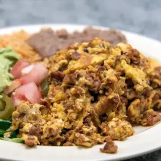¡Auténtico Sabor en La Puente! 🌵🔥