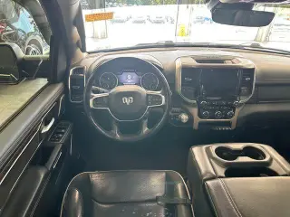 Ram 1500 2019 4x4 Laramie 4dr Crew Cab 5.6 ft. SB Pickup