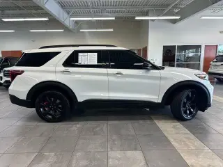 Ford Explorer 2023 AWD ST 4dr SUV