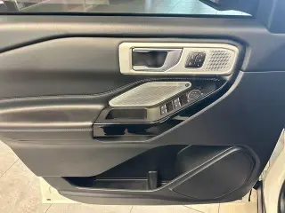 Ford Explorer 2023 AWD ST 4dr SUV