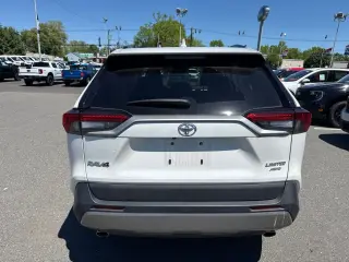 Toyota RAV4 2024 AWD Limited 4dr SUV