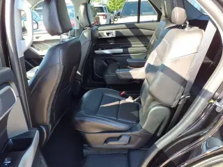 Ford Explorer 2023 AWD XLT 4dr SUV