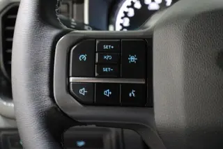 Ford F-150 2023 4x4 XLT 4p SuperCrew 5.5 ft. CB