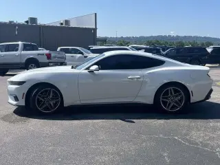 Ford Mustang 2025 EcoBoost 2dr Fastback