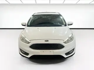 Ford Focus 2017 SEL 4dr Sedán